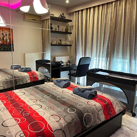 Alexandros Family Home Солун Екстериор снимка