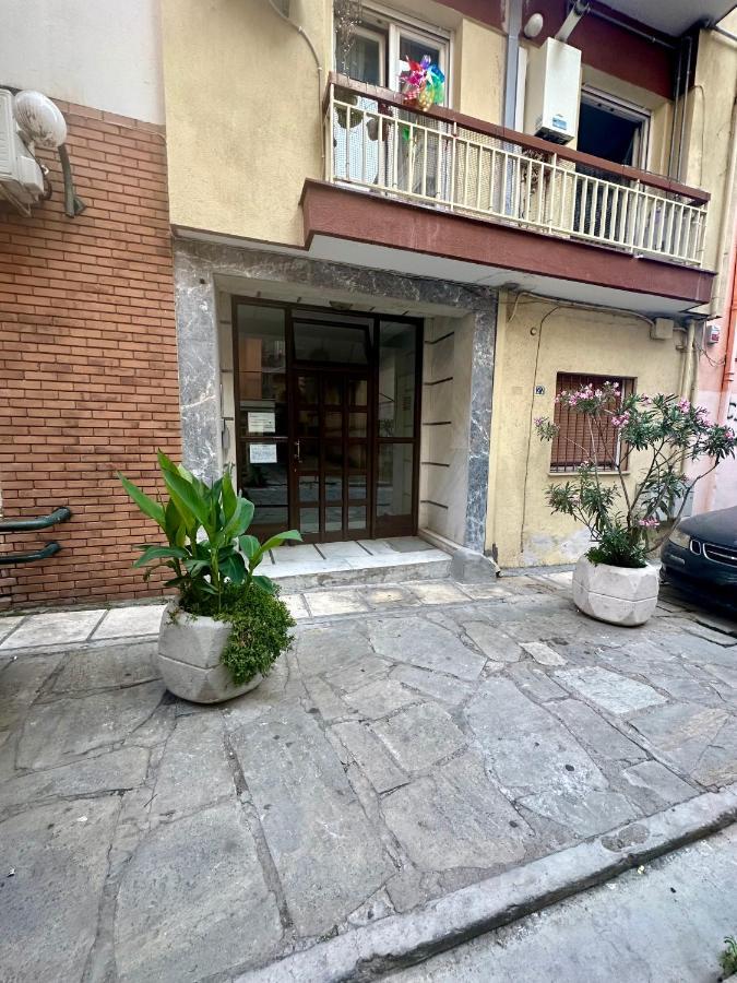 Alexandros Family Home Солун Екстериор снимка